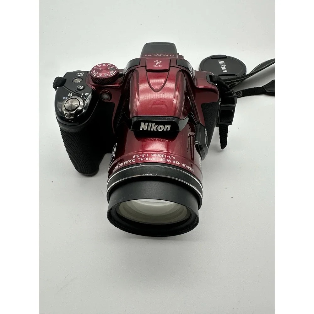 Nikon Coolpix P520 Digital Camera Red 18.1MP 42x Zoom Tilt LCD Bundle Case